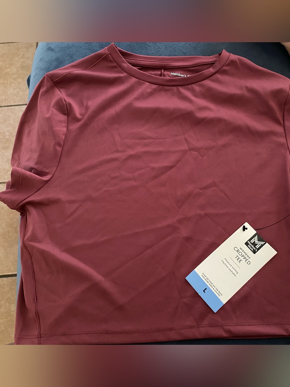 Women's Crewneck Short Sleeve Tee - Burgundy